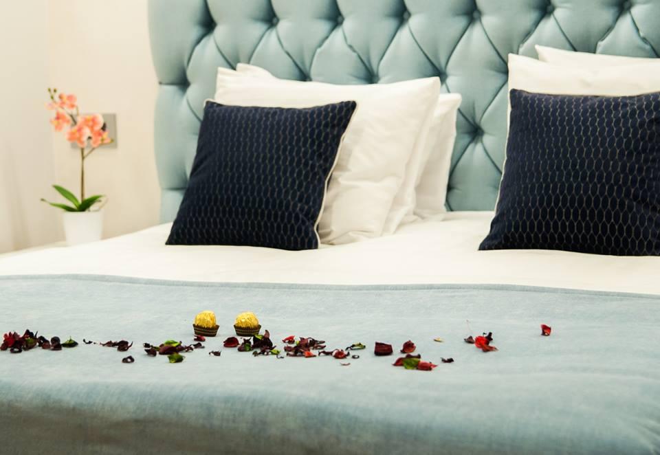 מלון Venis Boutique 4*