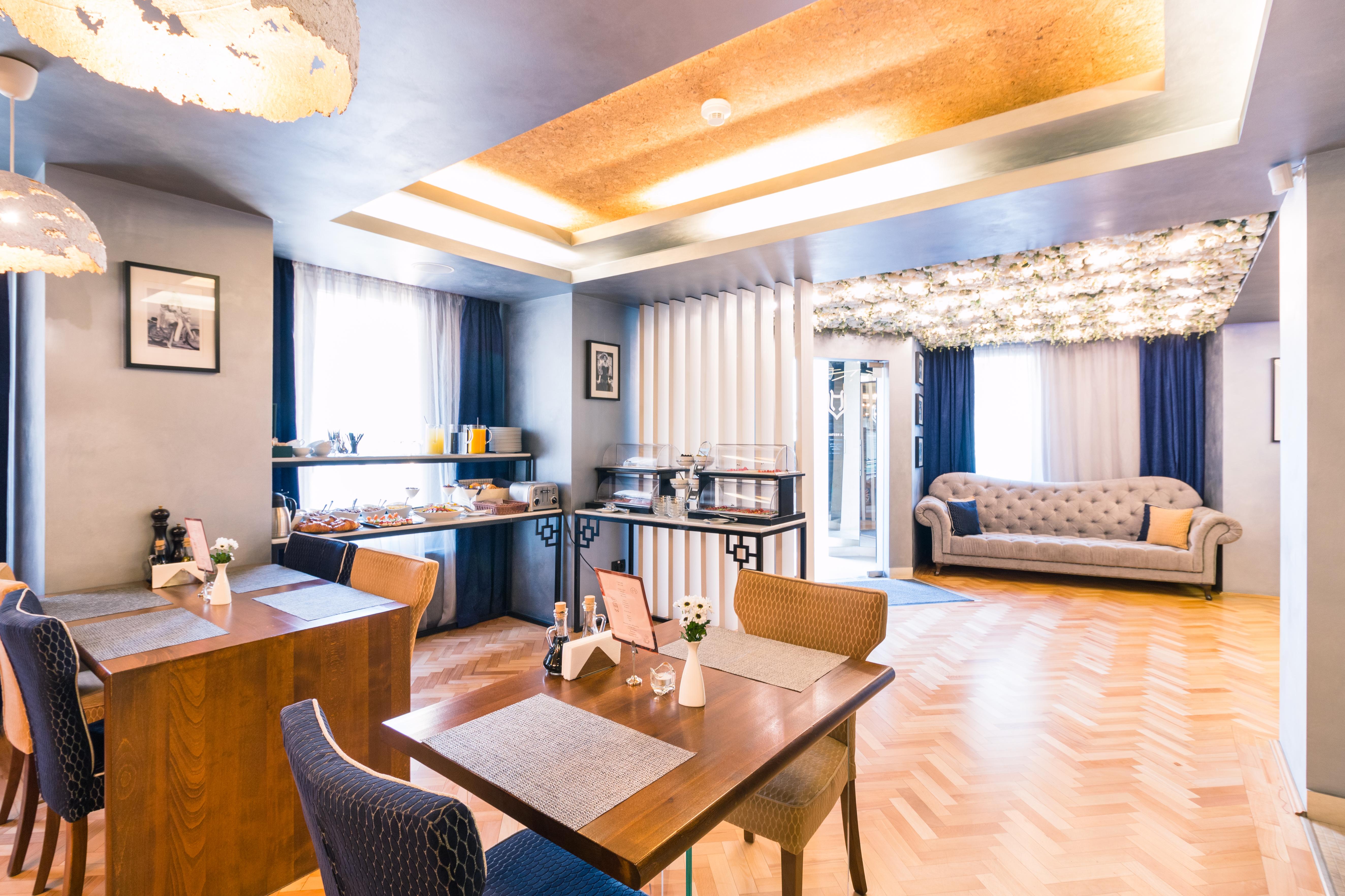 Venis Boutique בוקרשט